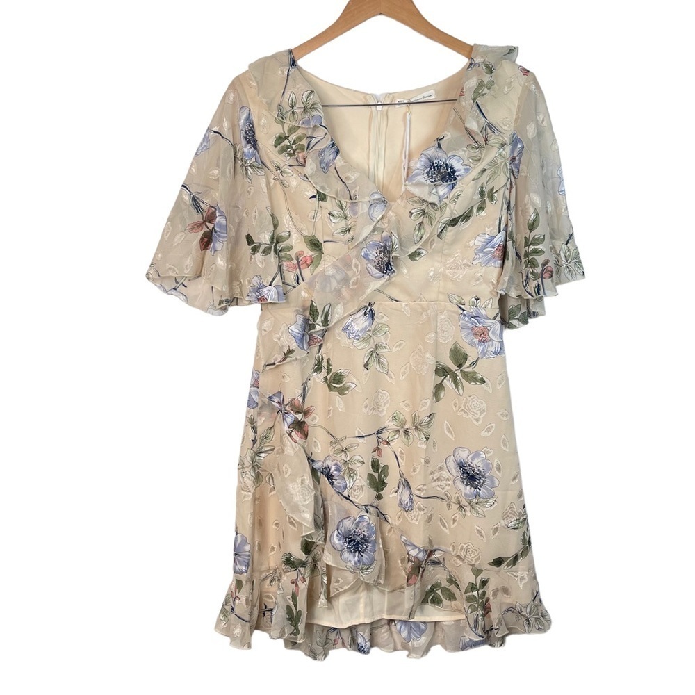 Here Comes The Sun Women’s Cream Ruffled Floral V-Neck Dress Size L
